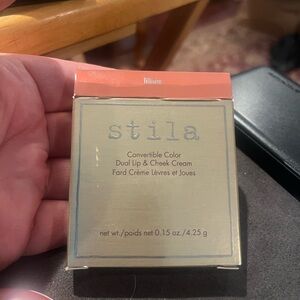 Stila Convertible Color Dual Lip & Cheek Cream in Lillium